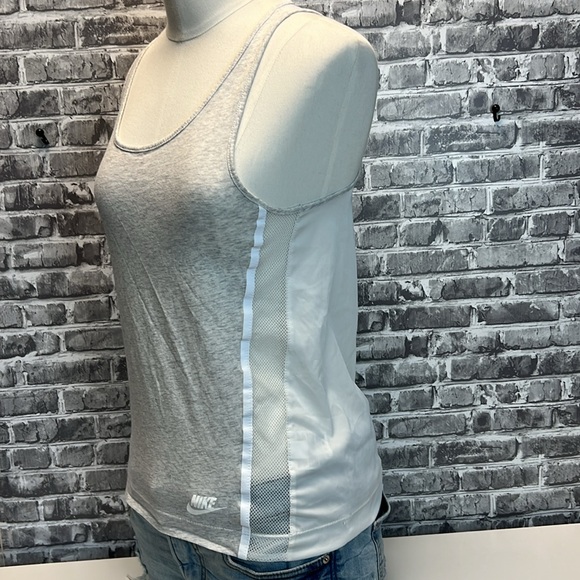 Nike tank‎ top - Picture 3 of 10